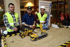 [FOTO] Salon Edukacji Zawodowej i Technicznej na Politechnice Rzeszowskiej